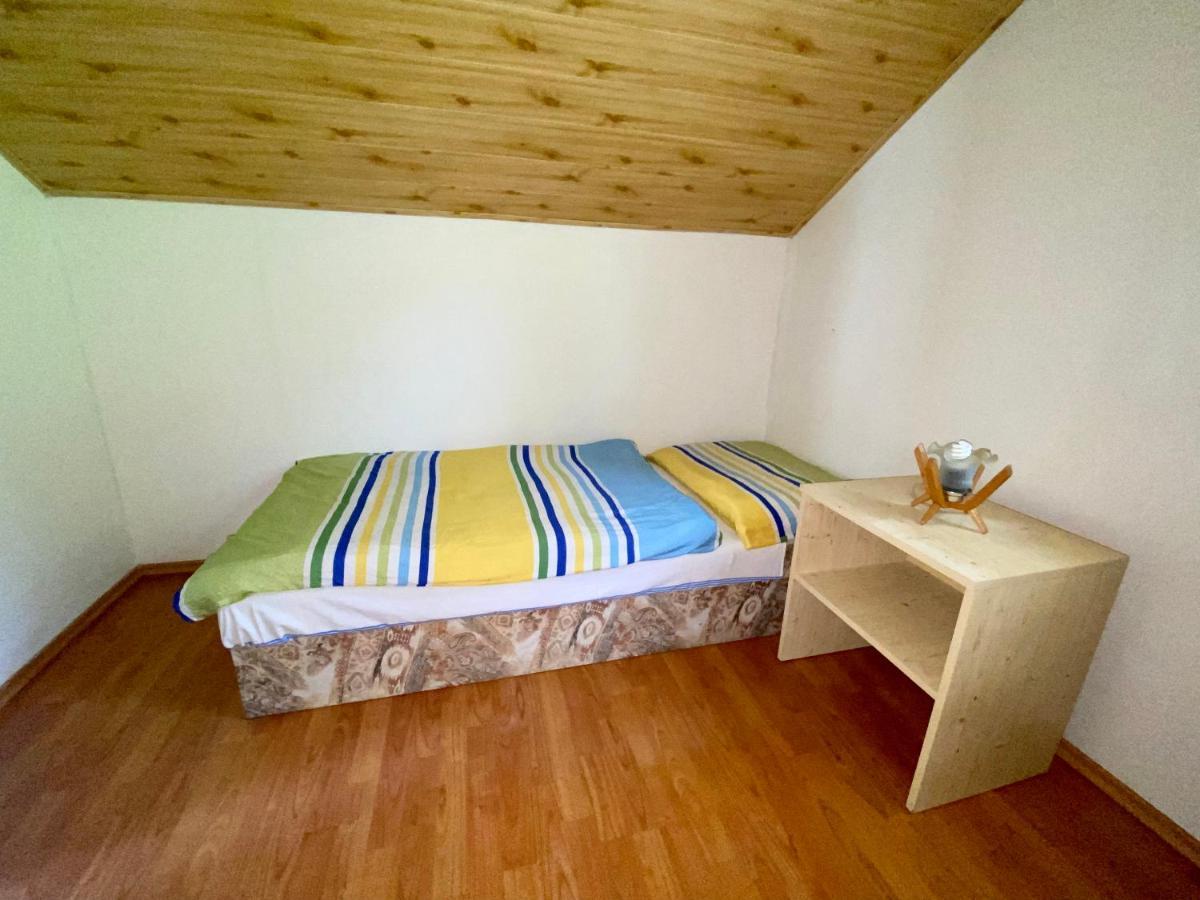 Apartmany Alma Vyhne Exterior photo